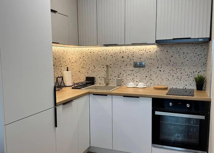 Sun In The Heart Of - Location - Free Private Parking アパート