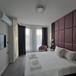 Sun In The Heart Of - Location - Free Private Parking *
