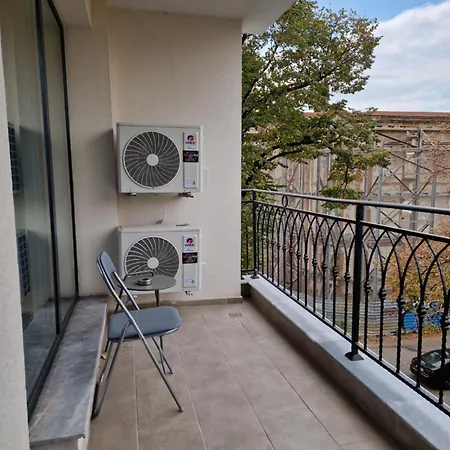 Sun In The Heart Of - Location - Free Private Parking