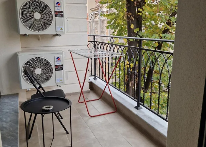 Sun In The Heart Of - Location - Free Private Parking 公寓 普罗夫迪夫