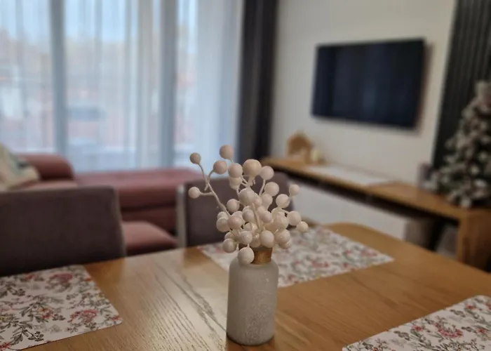 Sun In The Heart Of - Location - Free Private Parking 公寓 *