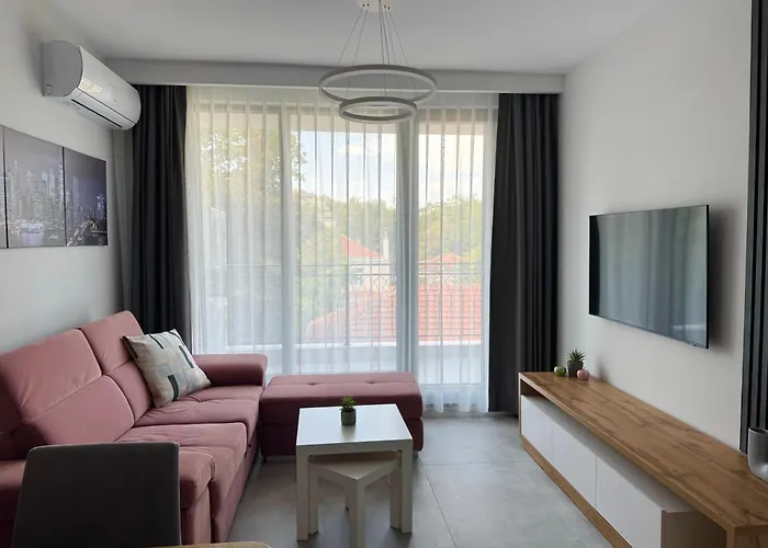 Sun In The Heart Of - Location - Free Private Parking